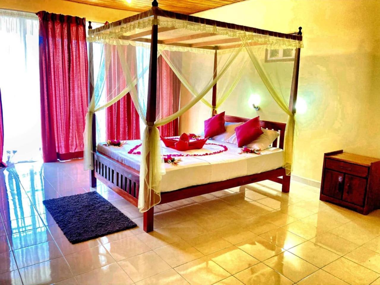 Rainforest Lodge, Deniyaya Singheraja 外观 照片