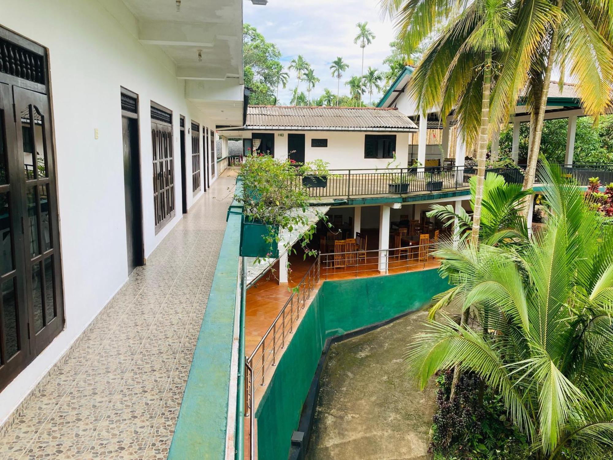 Rainforest Lodge, Deniyaya Singheraja 外观 照片