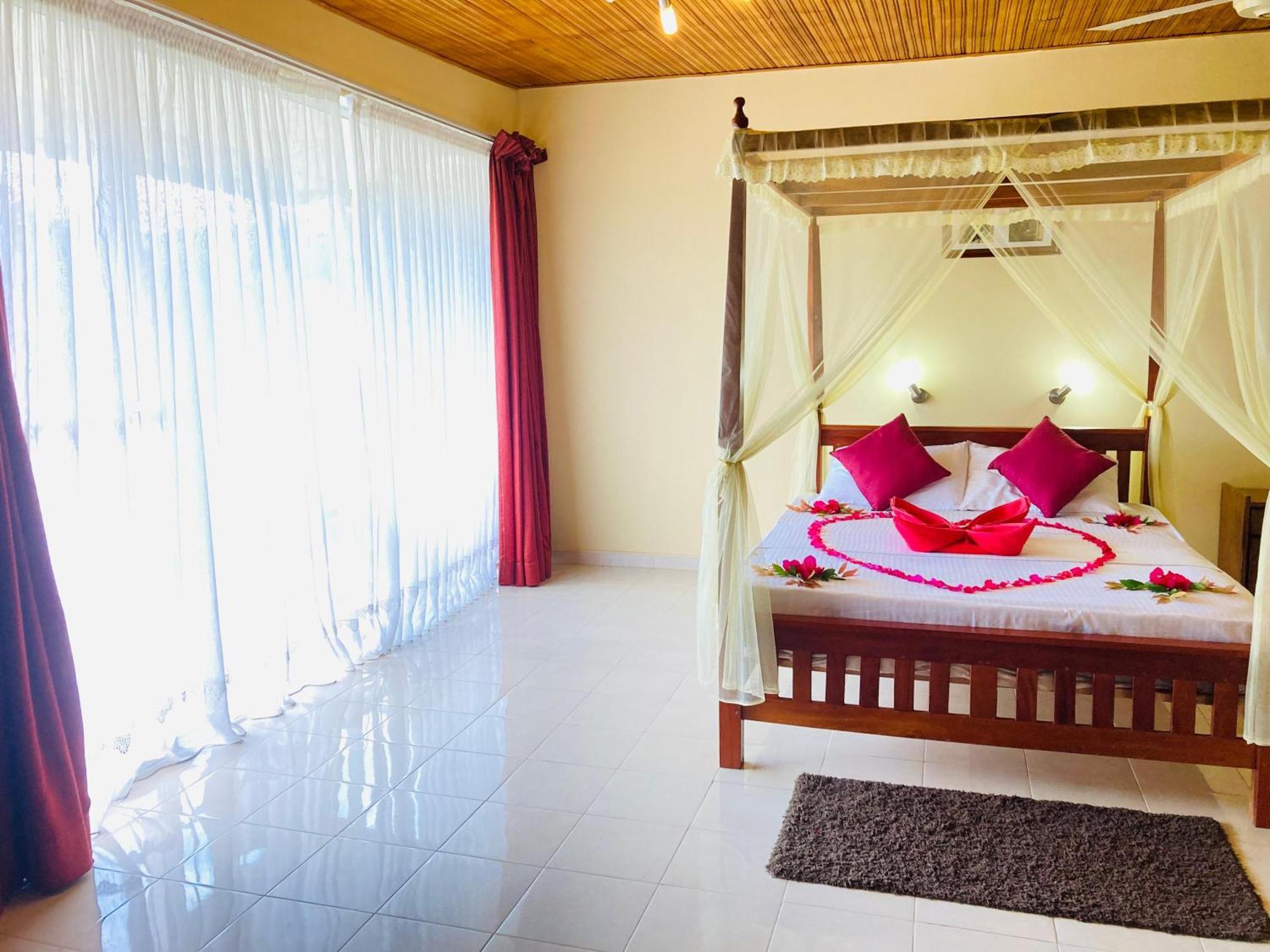 Rainforest Lodge, Deniyaya Singheraja 外观 照片