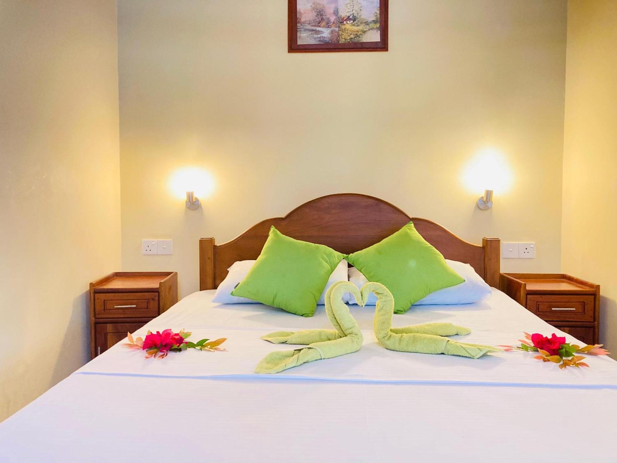 Rainforest Lodge, Deniyaya Singheraja 外观 照片